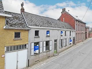 Deze projecteigendom bevindt zich centraal gelegen langs de Kauwstraat nabij het Sint-Lievensplein, vlot bereikbaar en quasi te midden de...
