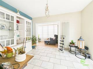Op een zeer rustige locatie in Molenstede, op minder dan 2km van het centrum van Diest, vinden we deze gerenoveerde instapklare woning...