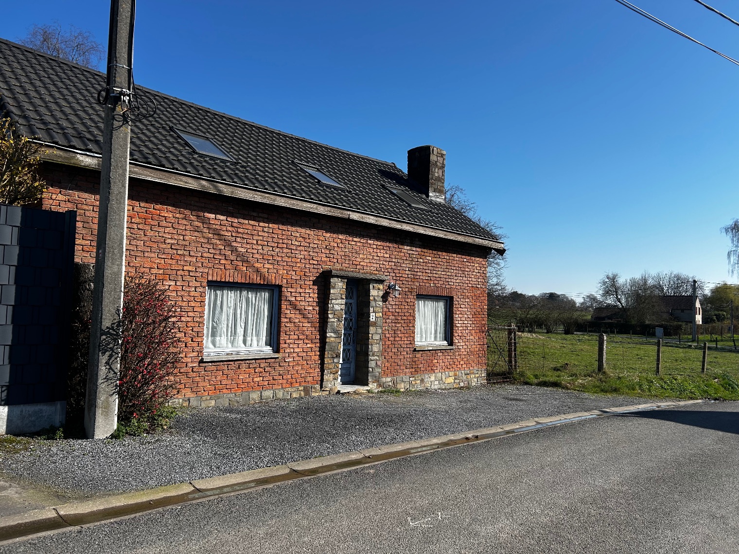 House for sale in Ath