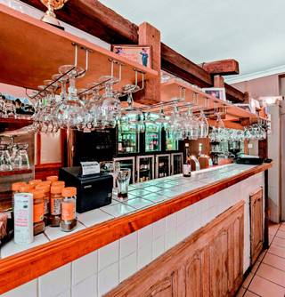 Commercial à vendre à Rochefort