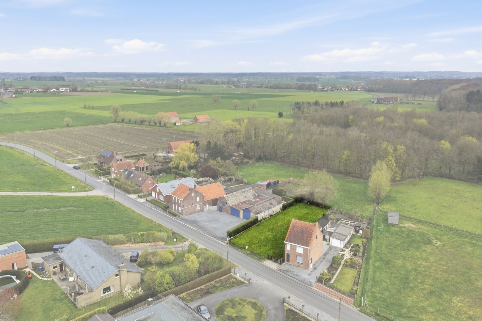 groot perceel bouwgrond in centrum Aartrijke - foto 3