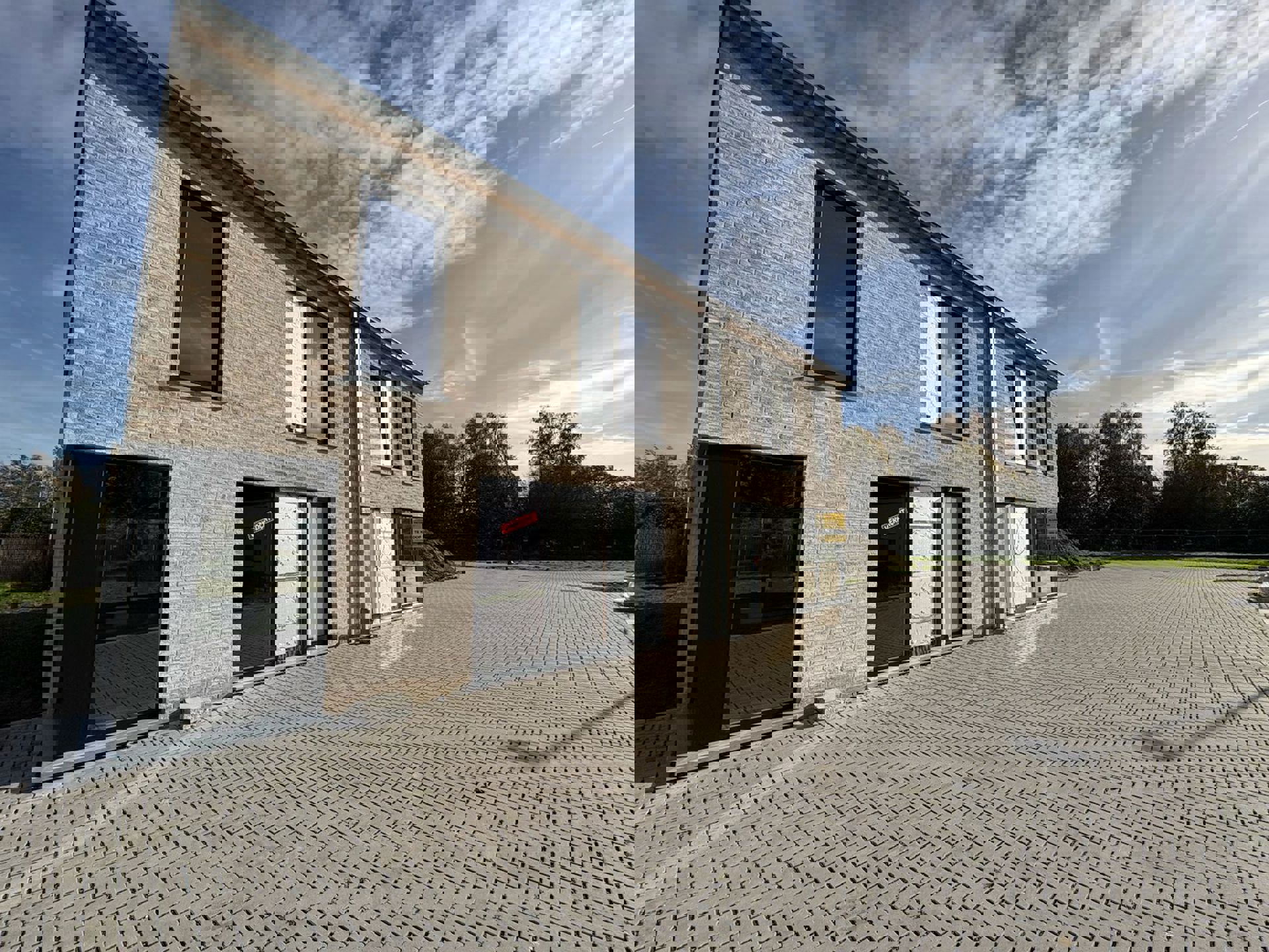 House for sale in Torhout with 3 bedrooms - photo 2