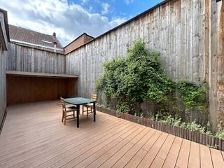 Deze gezellige en instapklare woning beschikt over een gunstig energieprestatiecertificaat, werd volledig gerenoveerd in 2017 en is ideaal...