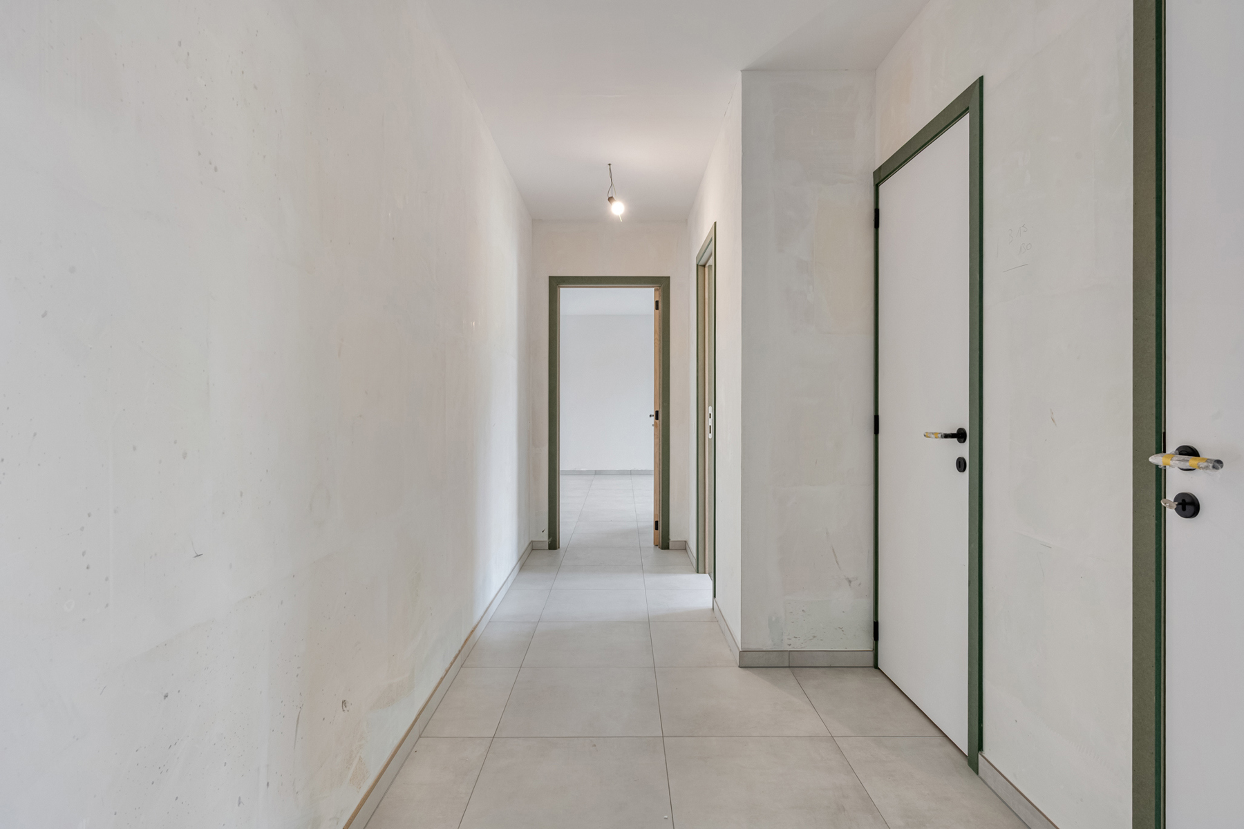 Nieuwbouwappartement met 2 slpks + 2 terrassen - foto 4