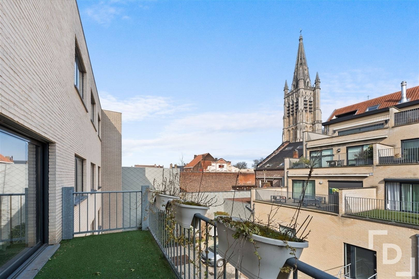 Appartement van 300m² met garage op toplocatie in Ieper - foto 5