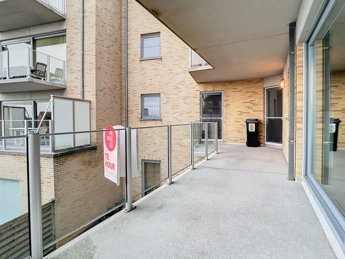 Appartement met 2 slaapkamers en terras te huur in Veurne - foto 4