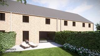 <p><strong>Laatste lot te koop in Zedelgem!</strong></p>
<p>Op zoek naar een nieuwe woning op een uitstekende locatie? Ontdek deze moderne nieuwbouwwoningen langs de <strong>Collevijnstraat in Zedelgem</strong>, waar comfortabel wonen perfect samengaat met een levendige en vlot bereikbare omgeving.</p>
<p>Dankzij de nabijheid van <strong>winkels, supermarkten, openbaar vervoer</strong> en de <strong>snelle verbinding naar de E403, Brugge en Torhout</strong>, geniet je hier elke dag van een ideale mix tussen rust en bereikbaarheid.</p>
<p><strong>Troeven van deze woningen:</strong></p>
<ul>
<li>
<p>Vloerverwarming</p>
</li>
<li>
<p>E-peil van maximaal 30</p>
</li>
<li>
<p>Zonnepanelen</p>
</li>
<li>
<p>Elke woning beschikt over een eigen parkeerplaats</p>
</li>
<li>
<p>Tuinafsluiting en terras inbegrepen + vaste trap naar grote zolder</p>
</li>
</ul>
<p><strong>Nog beschikbaar:</strong></p>
<ul>
<li>
<p><strong>Lot 18</strong> – Halfopen bebouwing – <strong>€385.000</strong> excl. kosten</p>
</li>
</ul>
<p><strong>Interesse of vragen?</strong><br />Aarzel niet om ons te contacteren via<br /><strong>info@yess-vastgoed.be</strong><br /><strong>050 33 59 03</strong></p>