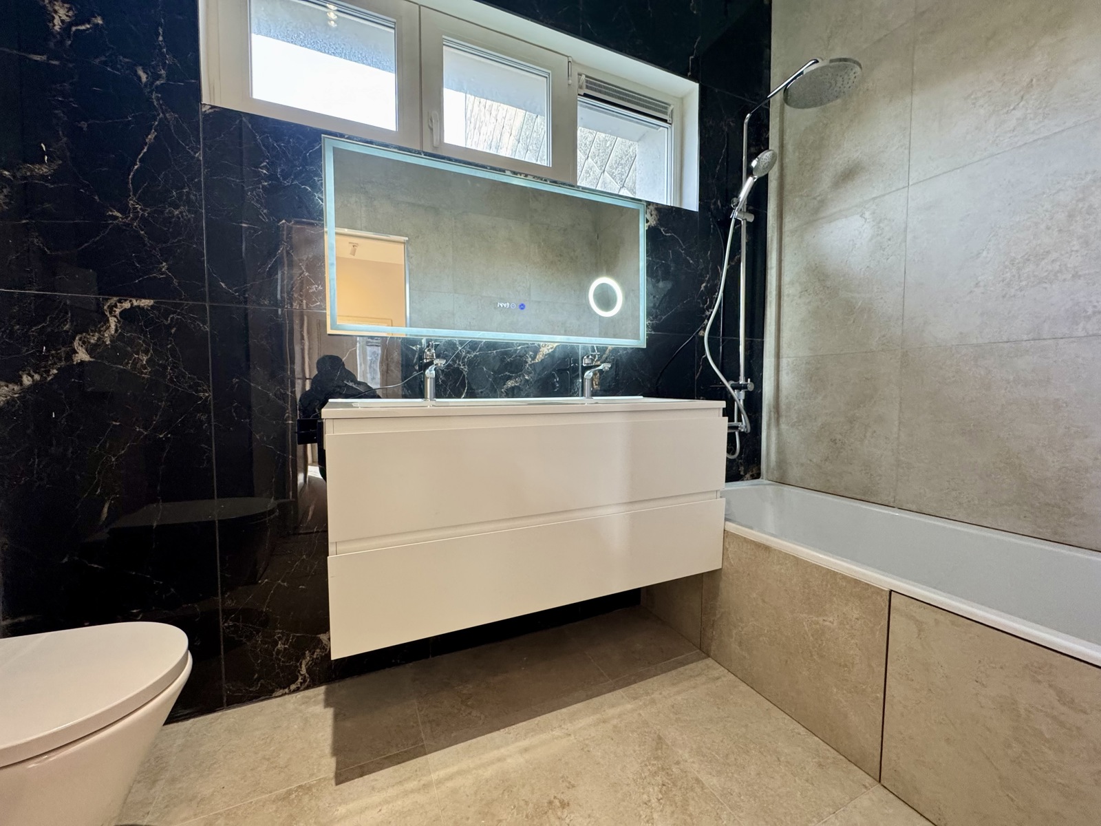 Woning met 4 slaapkamers + bureau! - foto 5