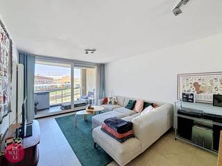 Bent u op zoek naar een instapklaar, lichtrijk appartement met twee slaapkamers en een privatieve berging? Dit prachtige vastgoed is rustig gelegen...