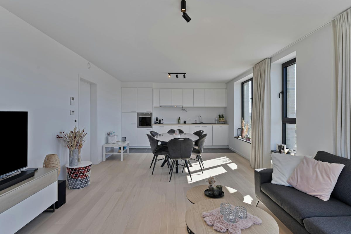 Stijlvol appartement met 2 slaapkamers te huur in Veurne - foto 4