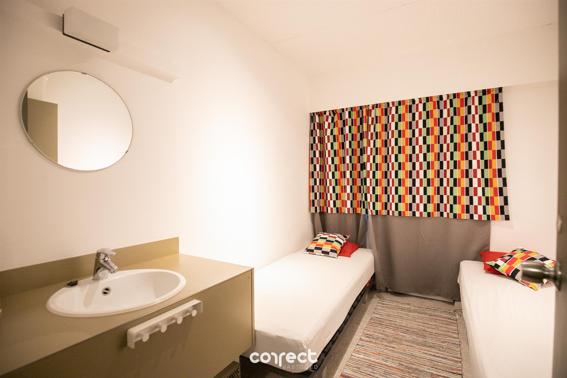 Goed onderhouden 2 slaapkamer appartement.  - foto 5