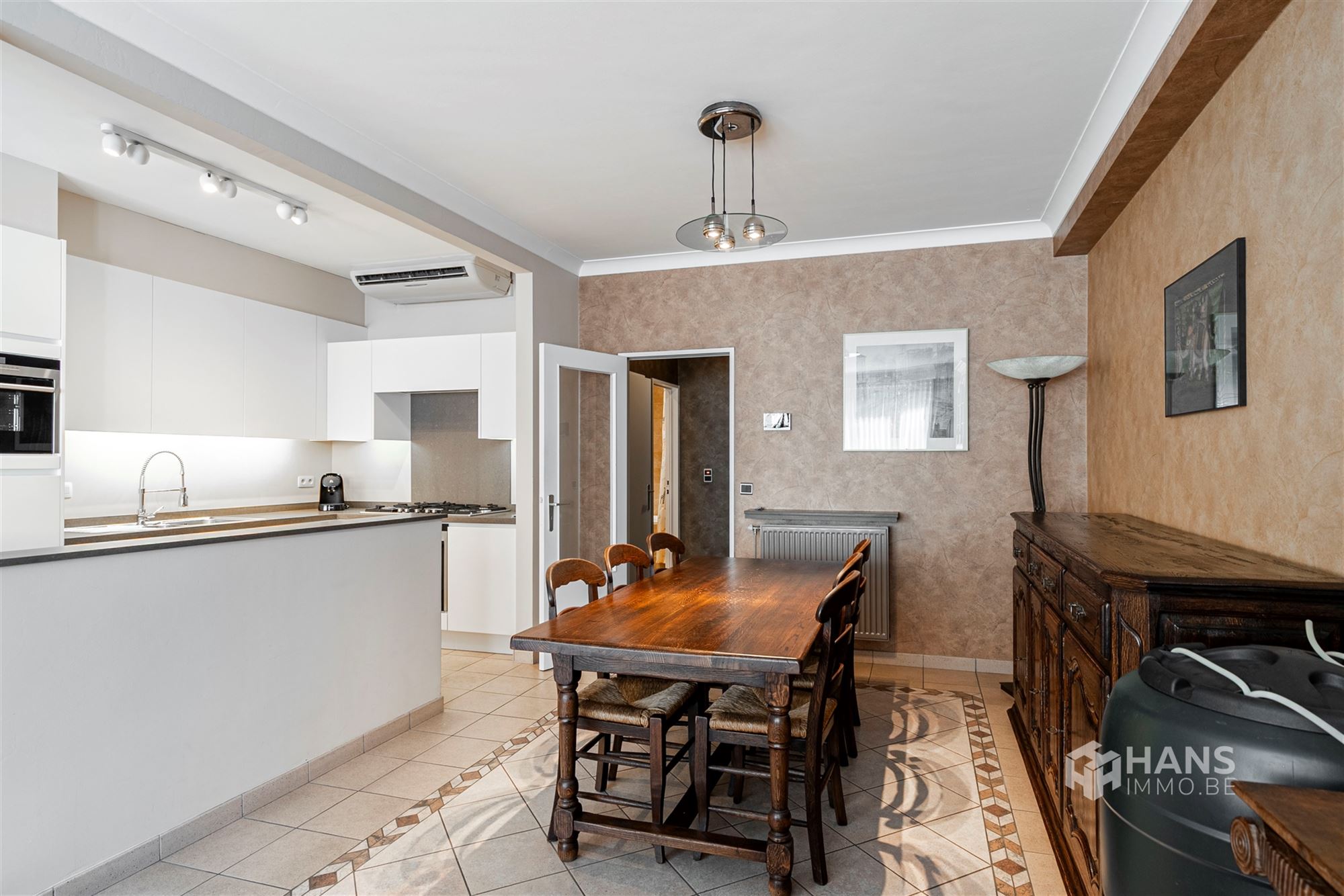 Apartment - photo 5