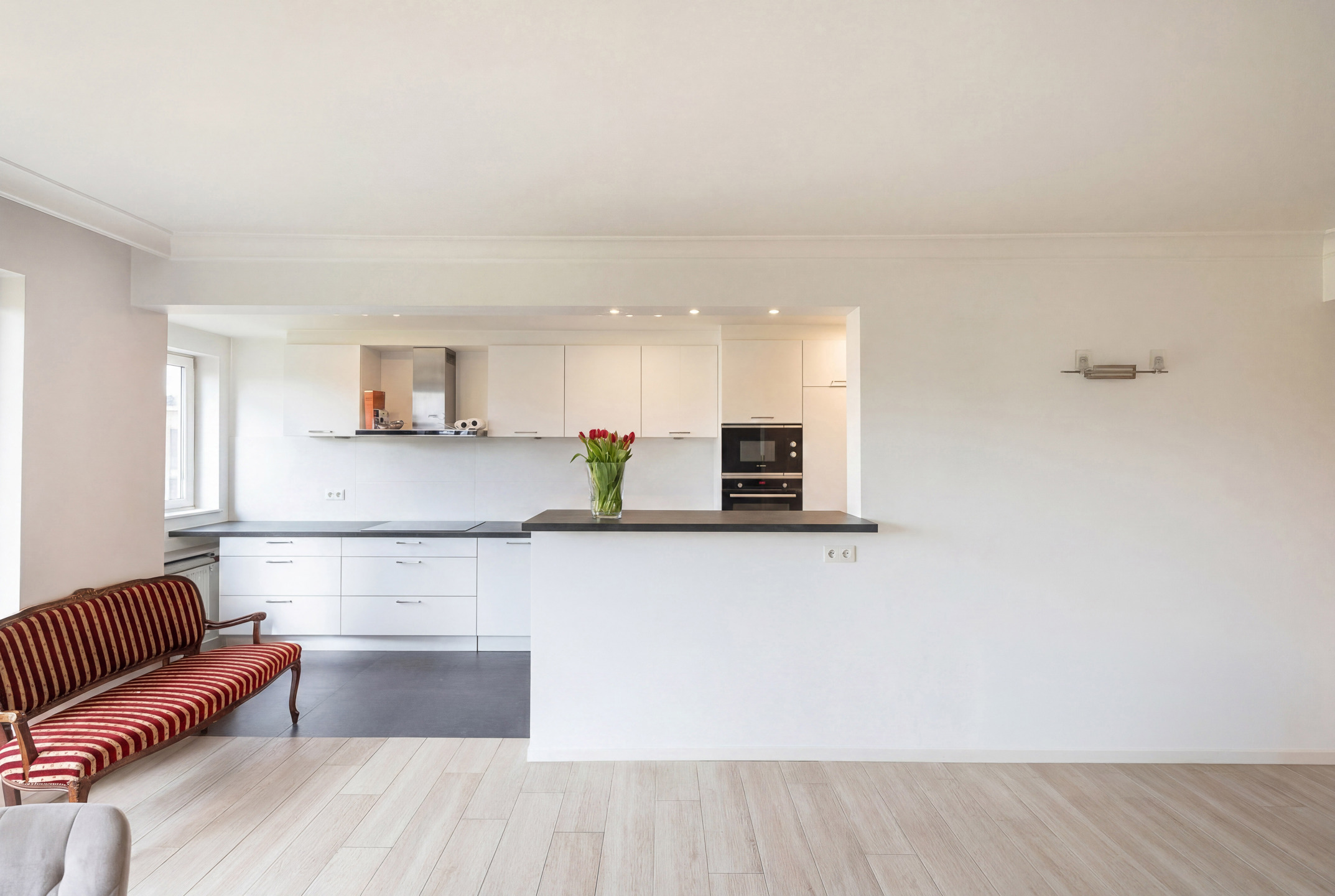 Apartment for sale in Woluwe-Saint-Lambert with 3 bedrooms - photo 3