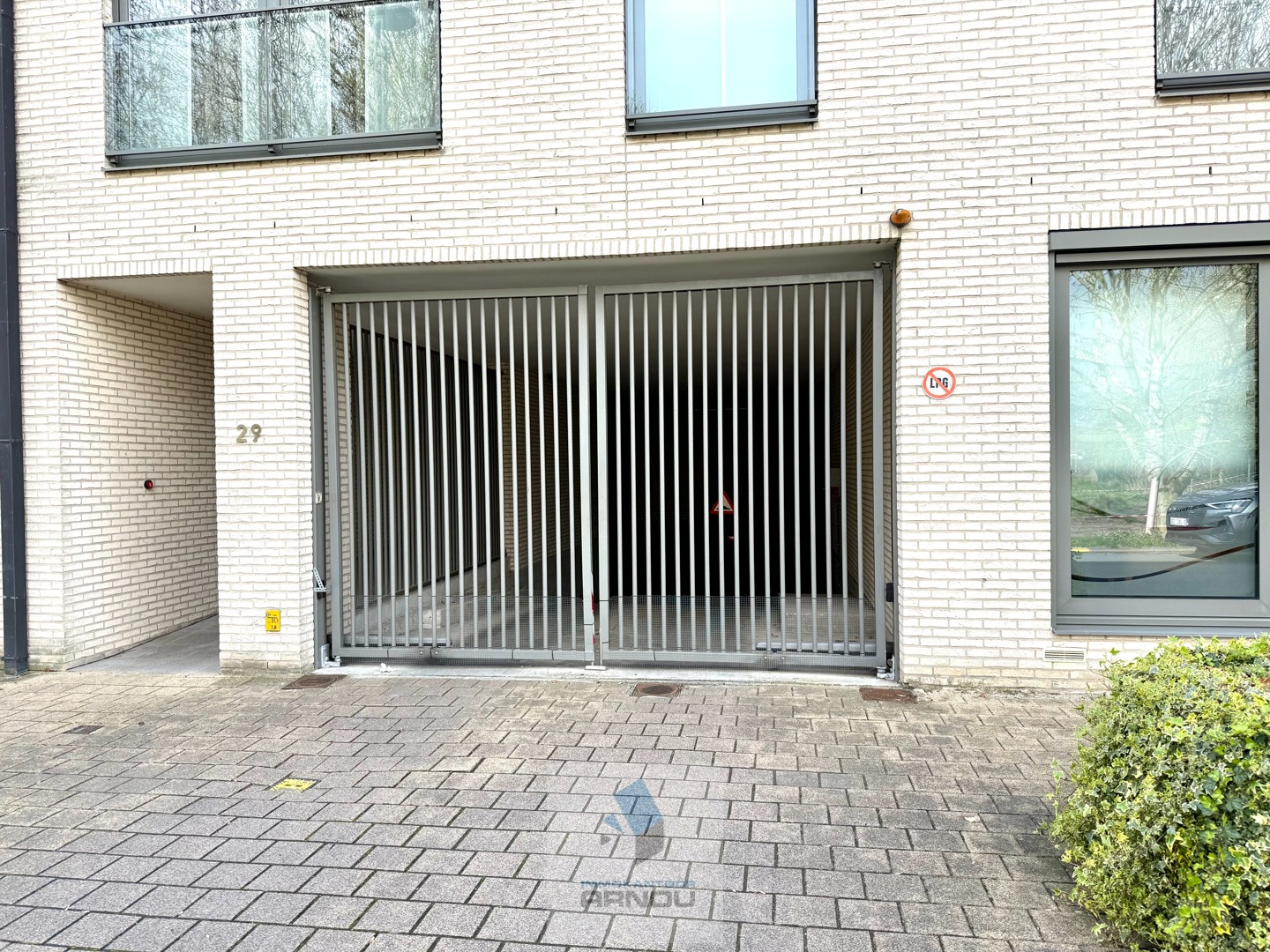 Ondergrondse enkele parkeerplaats - foto 2