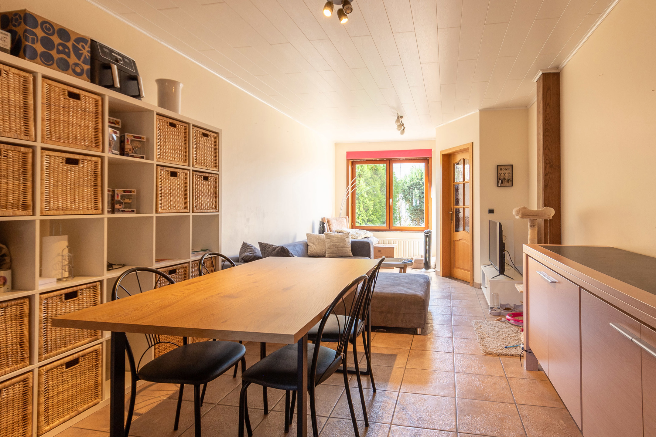 Charmante woning met drie slaapkamers vlakbij centrum - foto 2