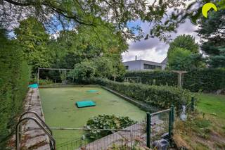 In de residentiële Dieseghemwijk in Mortsel wordt één van de laatste bouwgronden voor open bebouwing te koop aangeboden.De grond heeft een...