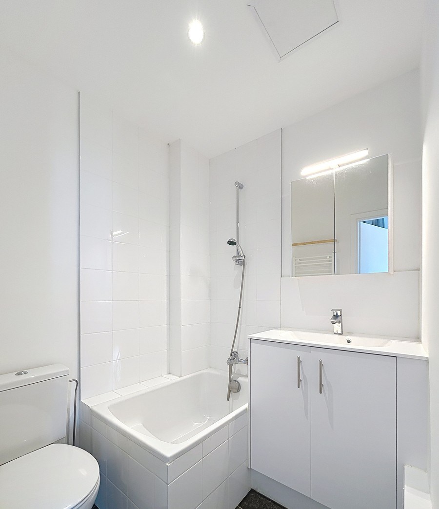 Studio entièrement rénové - photo 5