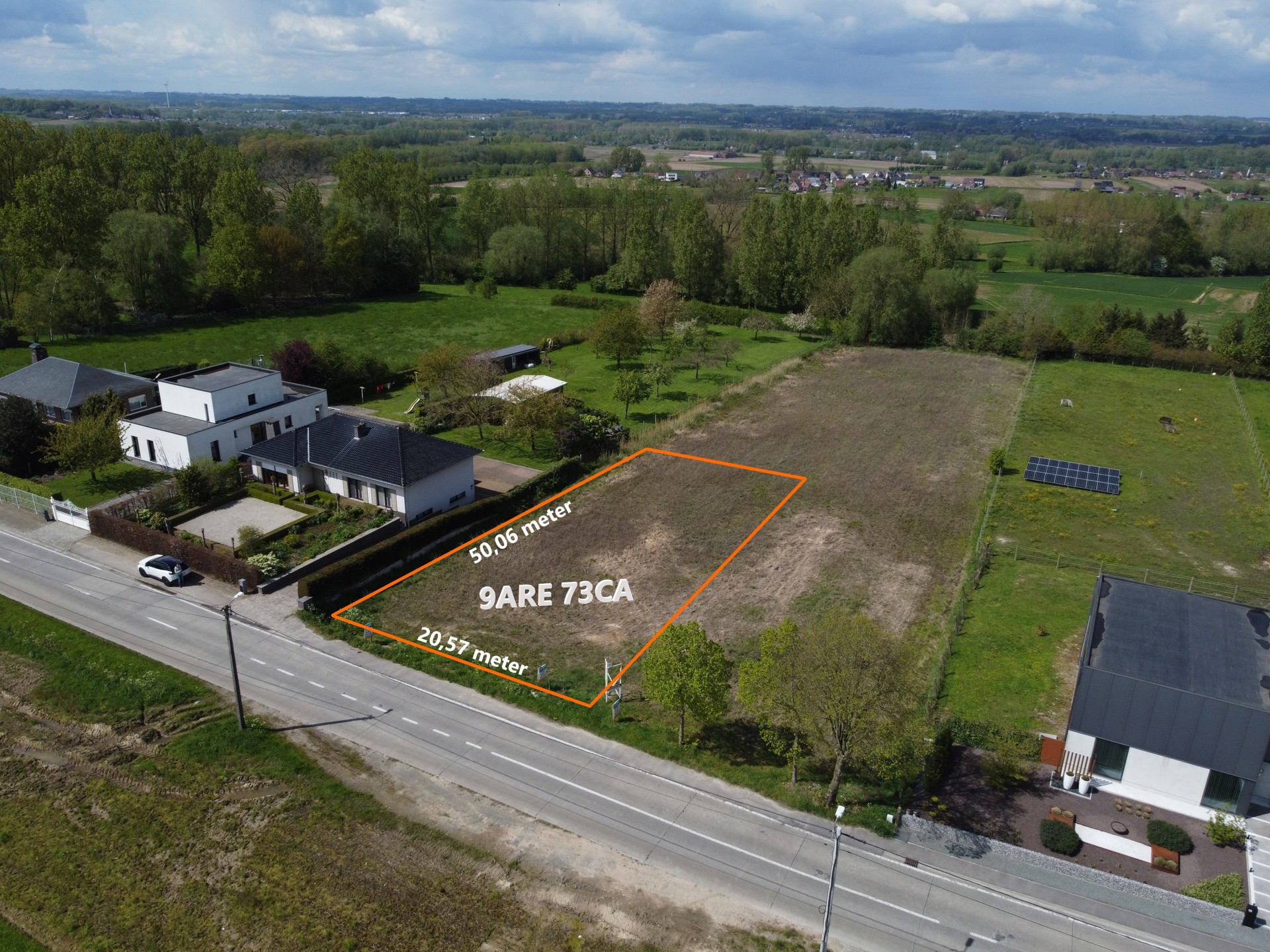 Unieke bouwgrond voor villabouw op een strategische locatie - foto 1