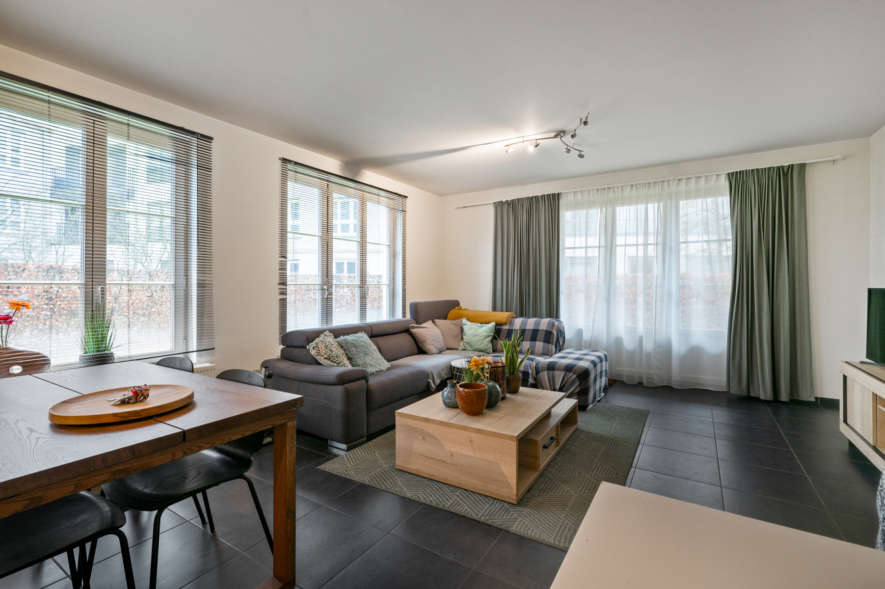 Rustig gelegen gelijkvloers appartement met twee slaapkamers en tuin.  - foto 3