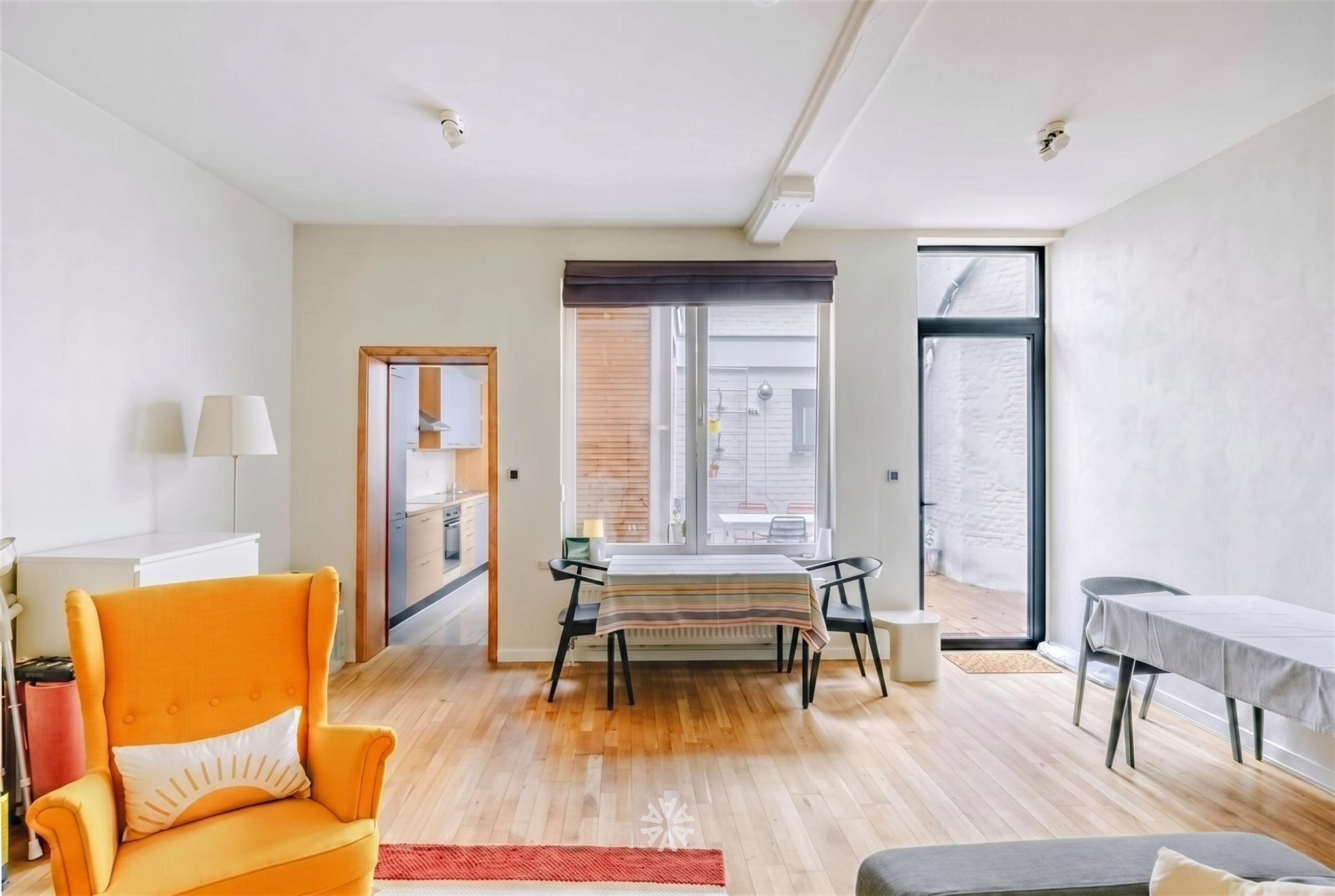 Centraal gelegen appartement met aangenaam terras in de Gentse Binnenstad - foto 4