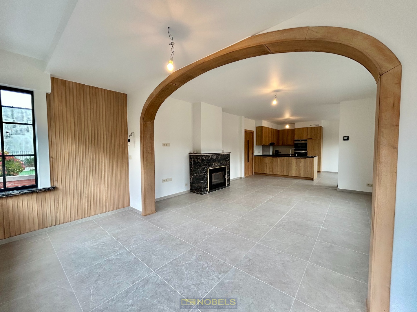 Te huur, karaktervolle woning met 2 slaapkamers en 2 garageboxen te Brakel - photo 2