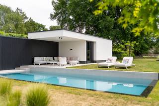 Ontdek deze exclusieve, energiepositieve villa (bouwjaar 2020) op een zuidelijk georiënteerd perceel van 11a62ca, gelegen in een uiterst...
