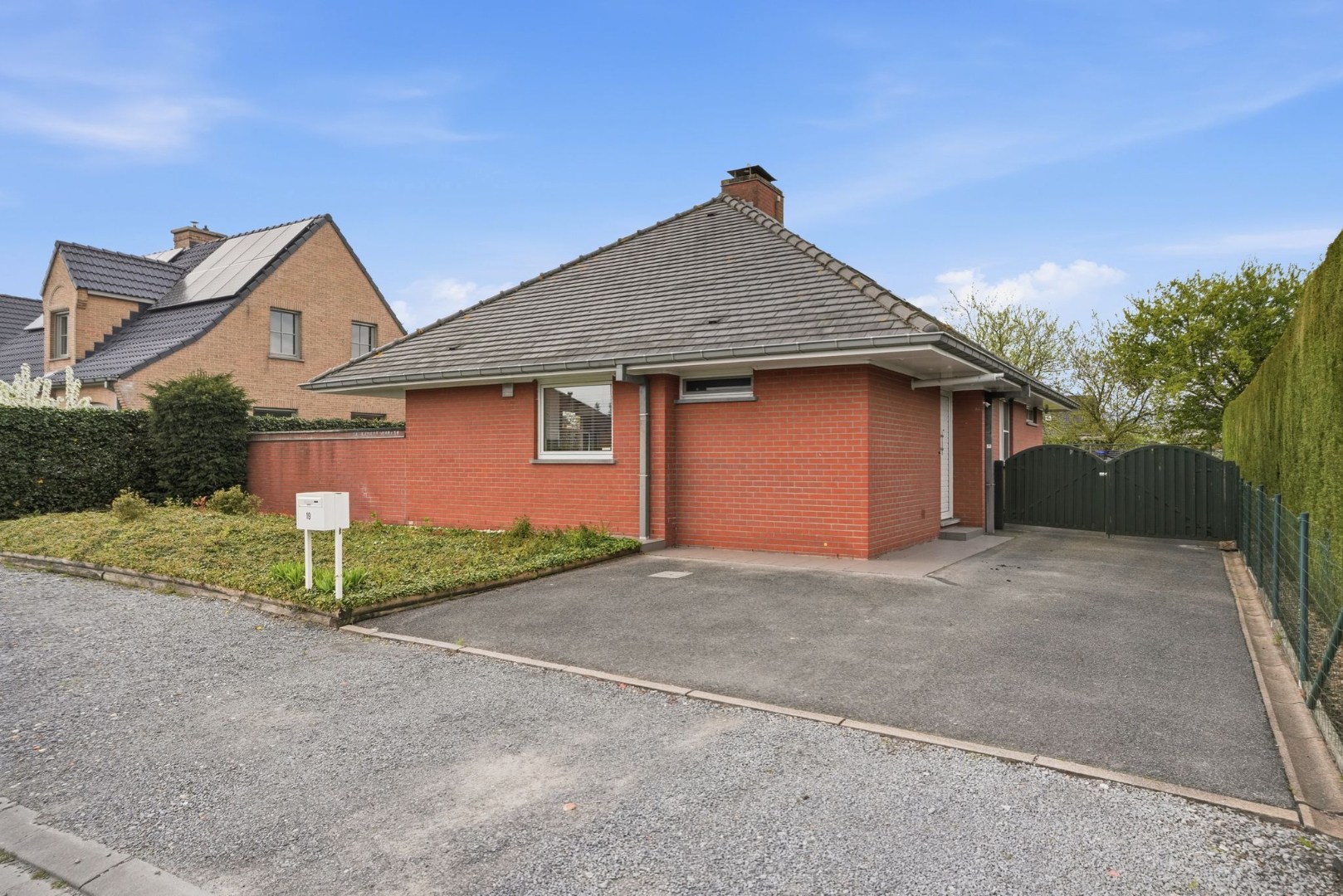 House for sale in Roeselare with 3 bedrooms - photo 1