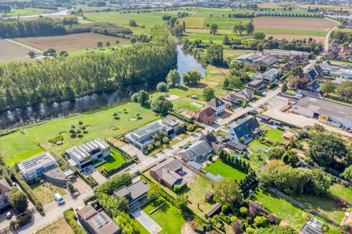 Alleenstaand huis op prachtig stuk grond van 1.037m² in Dentergem - foto 5