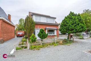 Charmante propriété avec beaucoup de potentiel à Boortmeerbeek Cette maison familiale est située à proximité du centre du village de Boortmeerbeek...