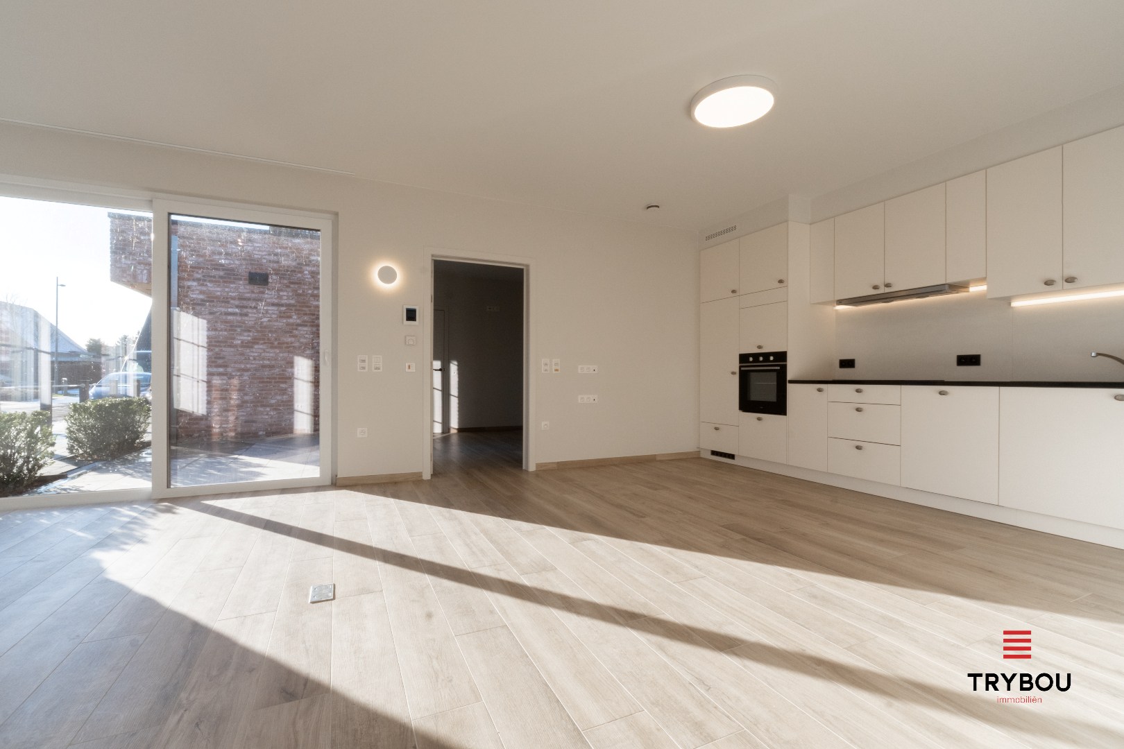 Instapklare, energiezuinige seniorenwoning in hartje Reninge - foto 3