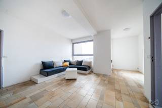 Rue du commerce 1/bte91 6000 Charleroi