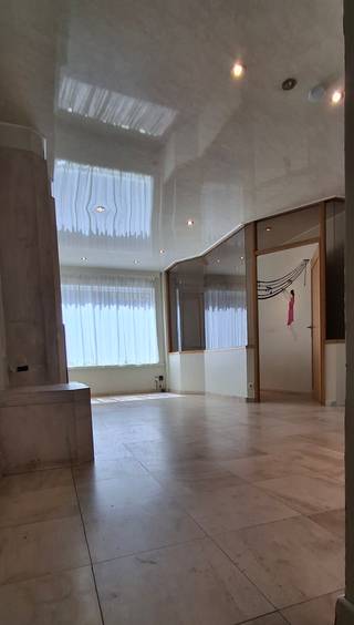 [[ DIT PAND NEEMT DEEL AAN DE ERA OPEN HUIZEN DAG OP 13/6 VAN 11:00 TOT 12:00 ]]Op zoek naar een centraal gelegen woning met potentieel?Ontdek deze...