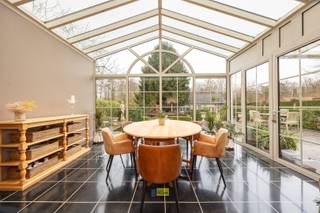 Rustig wonen in het groen met een uitzonderlijke tuin!Gelegen in een rustige en groene omgeving, op wandel- en fietsafstand van de Brabohoeve en de...