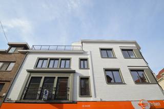 Hedendaags & luxueus wonen nabij de Visserij! Studio in een leuk kleinschalig totaal gerenoveerd gebouw.De studio is hoogwaardig afgewerkt – voorzien...