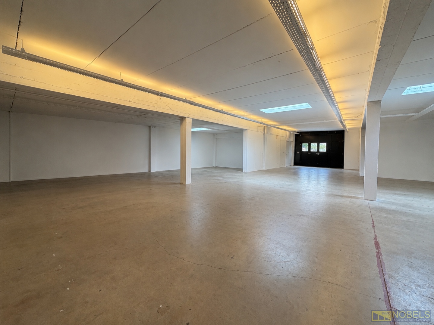 Strategisch gelegen magazijn / atelier / showroom in centrum Aalst - foto 5