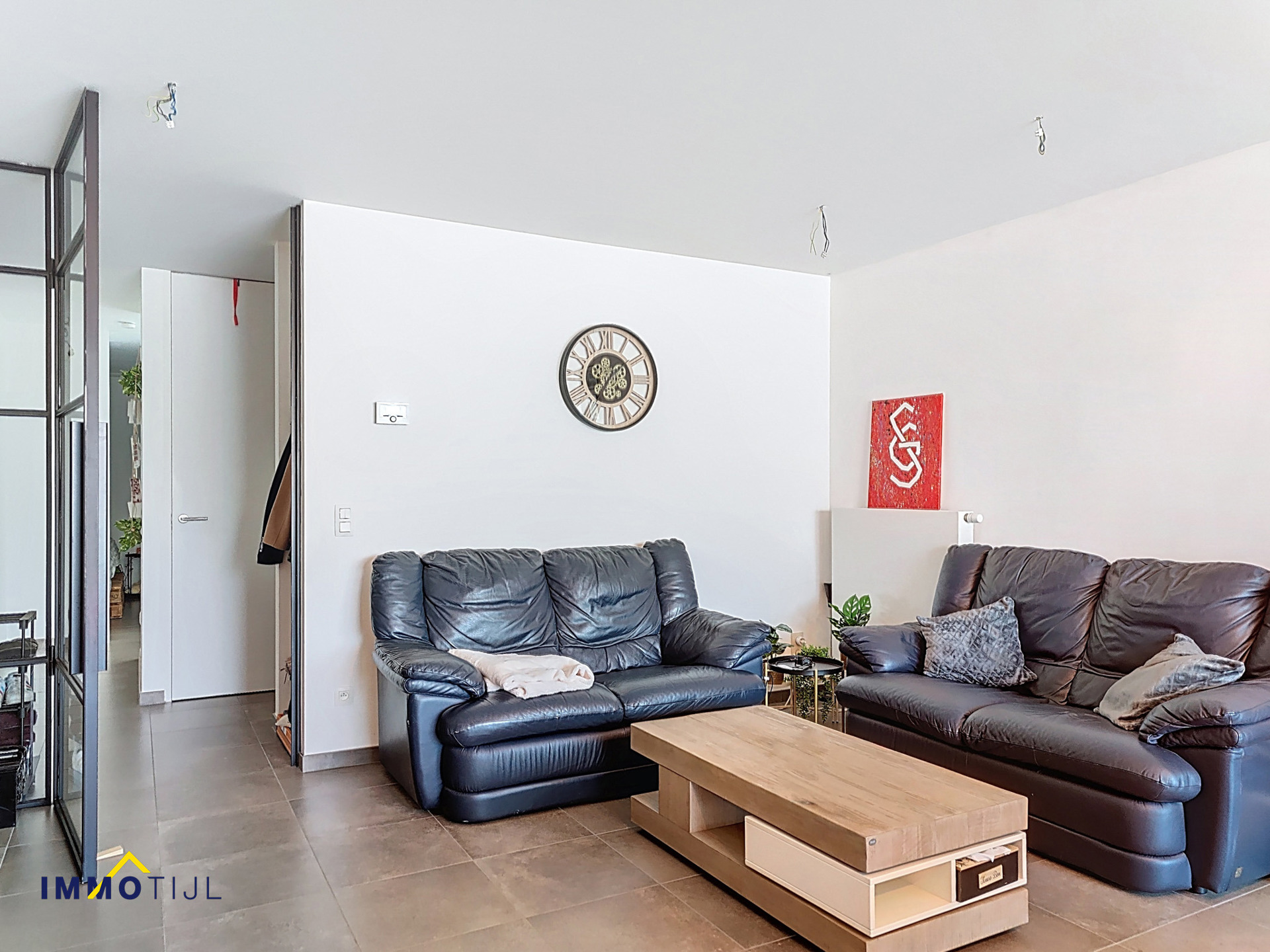 Recent nieuwbouwappartement met terras en garage. - foto 2