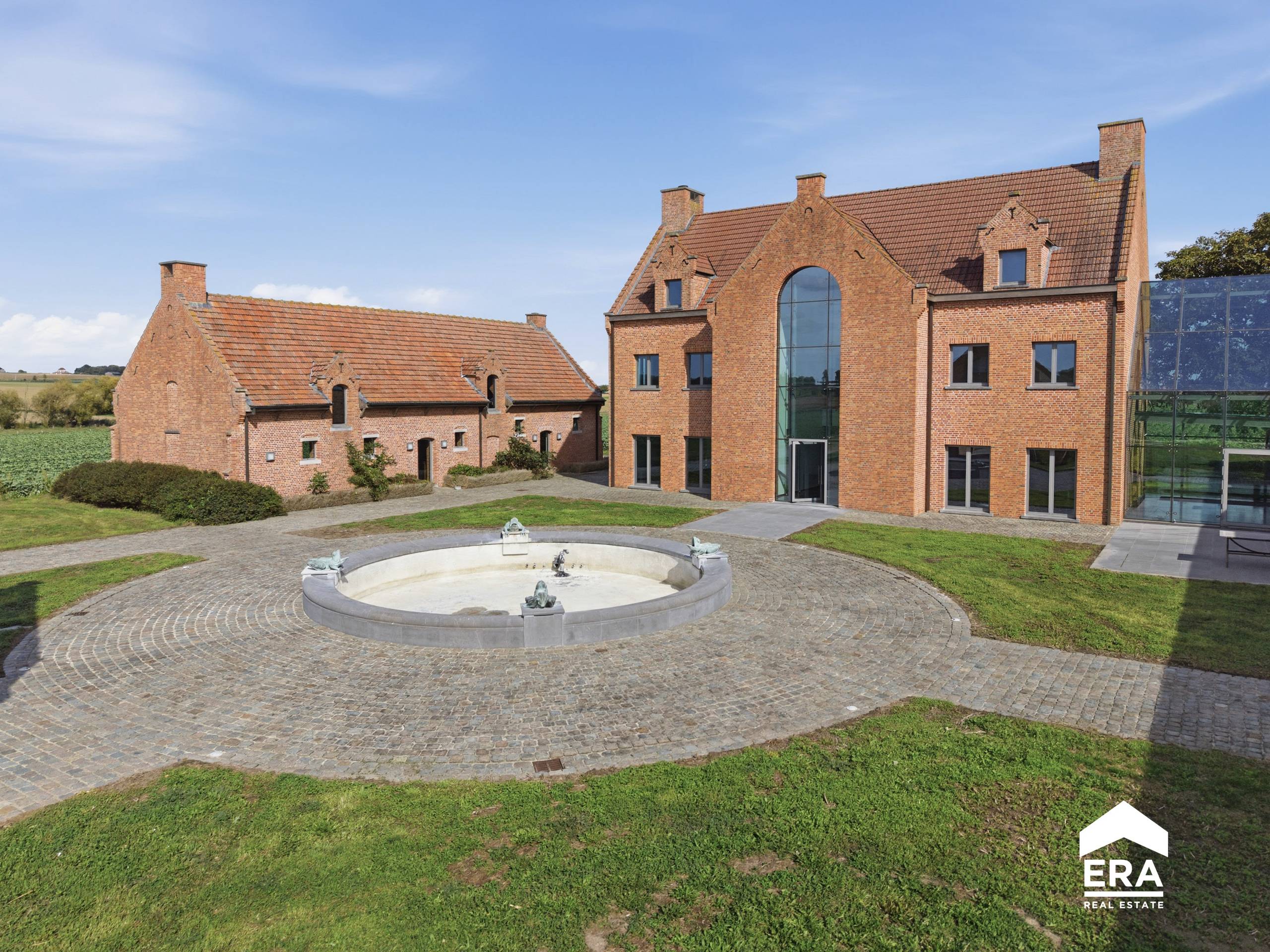 Huis te koop in Komen-Waasten met 8 slaapkamers - foto 4