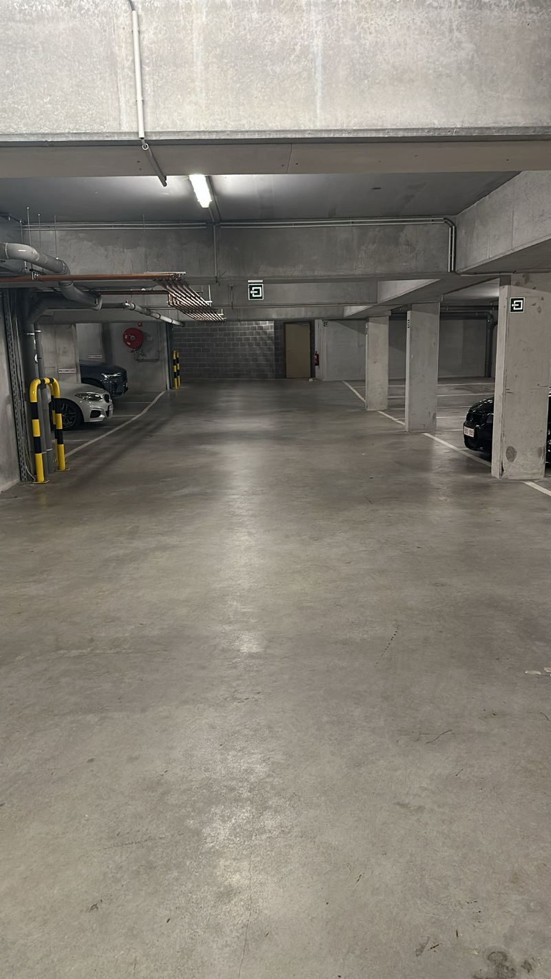 Garage for sale in Berchem-Sainte-Agathe - photo 5