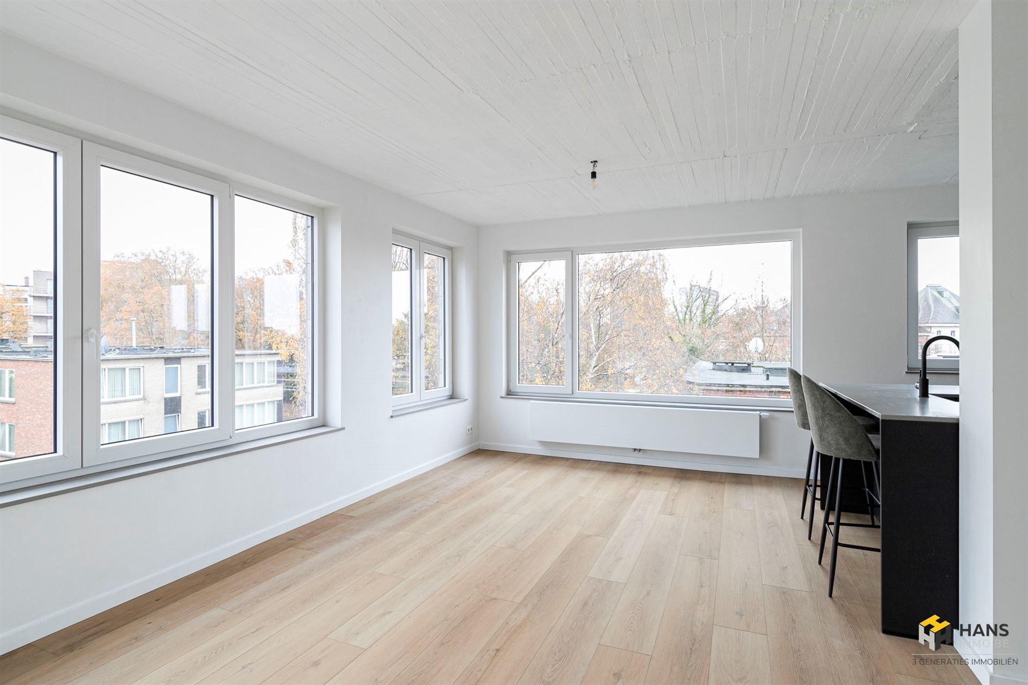 Lichtrijk vernieuwbouwappartement (77 m²) met 2 slaapkamers en terras (3 m²) in Deurne. - foto 3