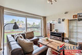 Bent u op zoek naar een energiezuinige, instapklare woning die stad en rust perfect combineert? Dan is deze woonst precies wat u zoekt!Deze...