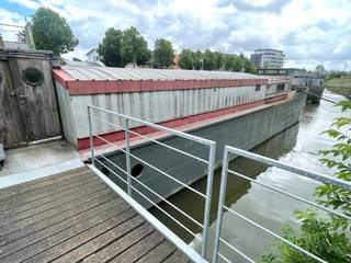  * prachtig schip met vergunde ligplaats op toplocatie * bouwjaar 1942 * gekeurd bij droogstaand onderzoek door Euroclass in april 2021 op de IDP...