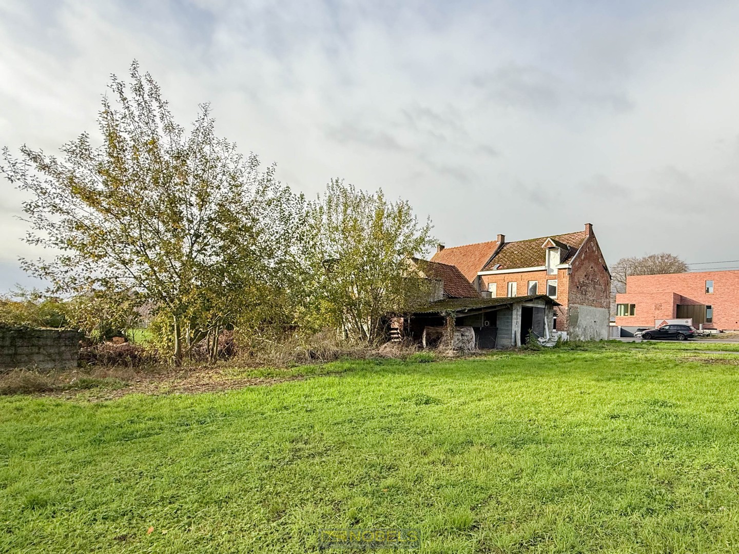 Te koop, renovatieproject met ruime mogelijkheden te Bever - foto 2
