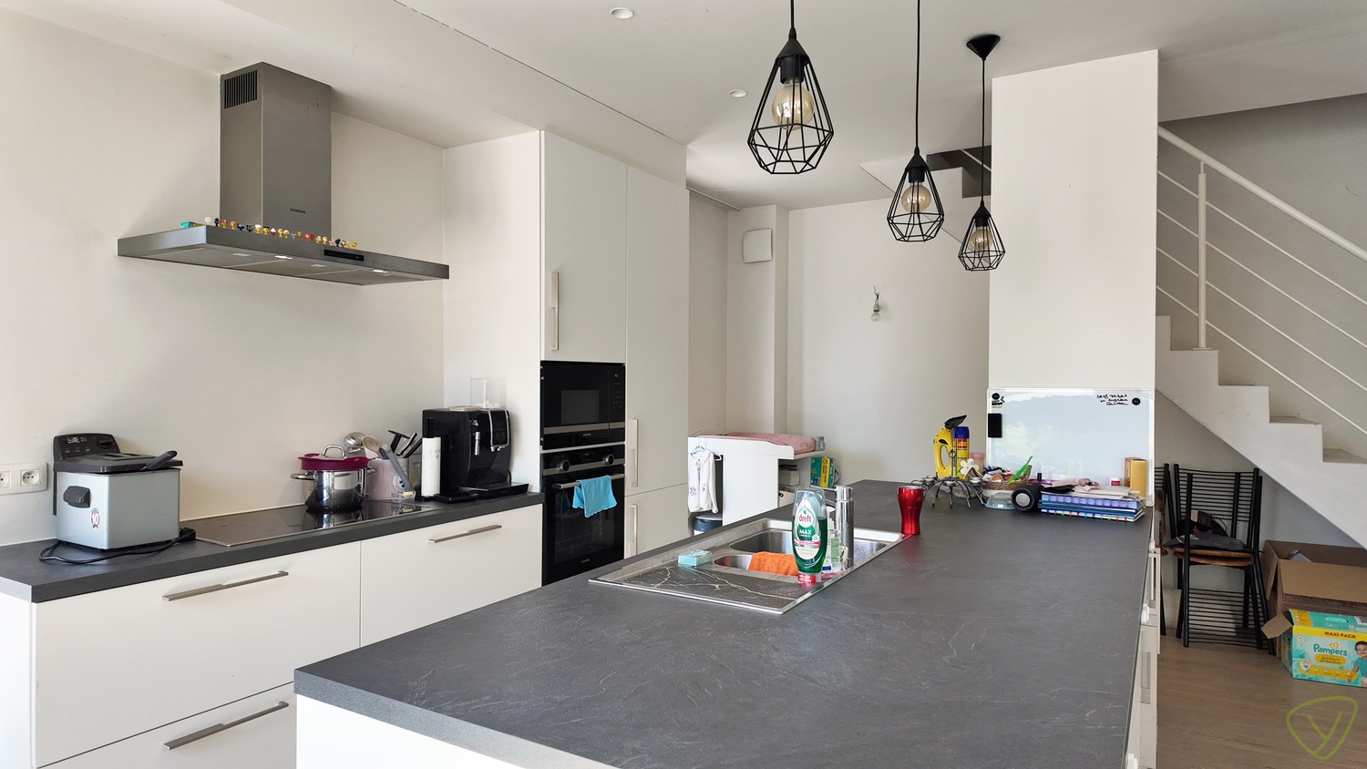 Modern en energiezuinig duplex-appartement met terras en parkeerplaats in het centrum van Zomergem - foto 5