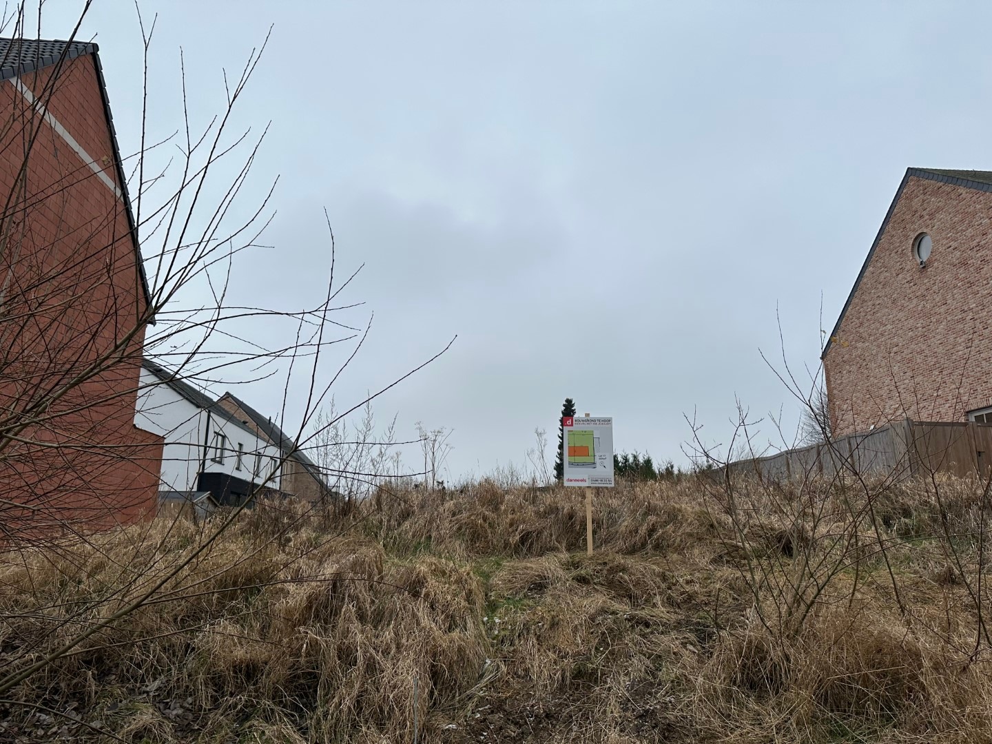 Bouwgrond voor halfopen bebouwing in Heers - photo 2