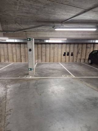 BRUSSEL - Parkingplaats gelegen op verdieping -2 in de lijnstraat 5