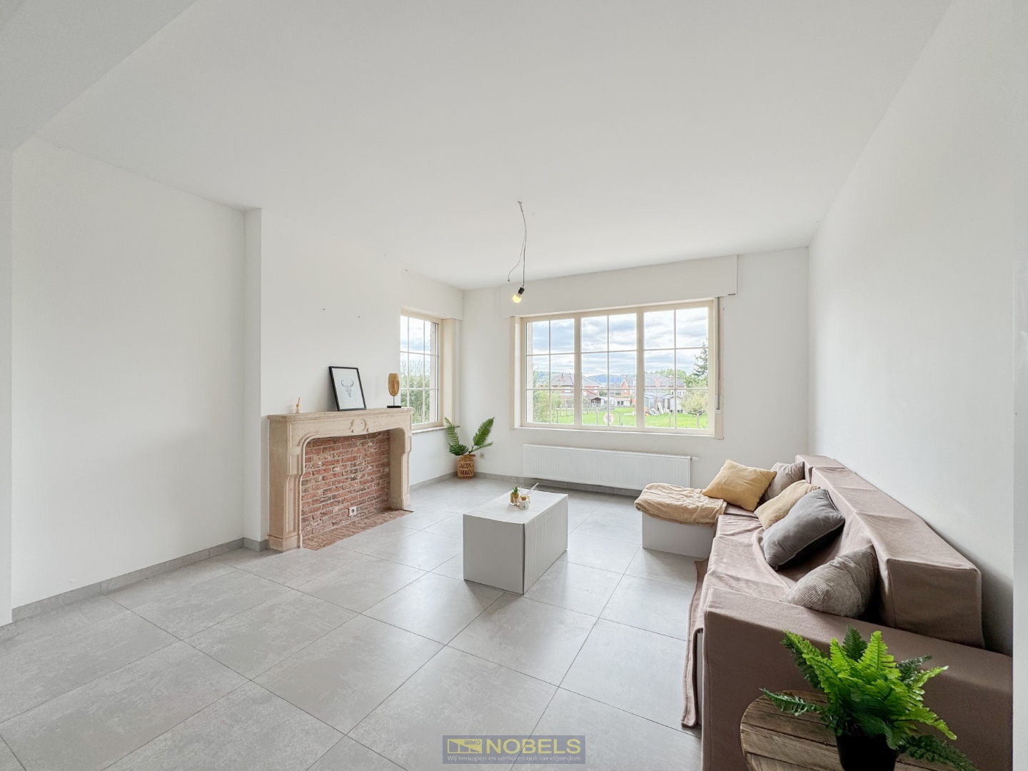 Te koop, ruime, instapklare gezinswoning met knappe tuin te Leupegem (Oudenaarde) - foto 4