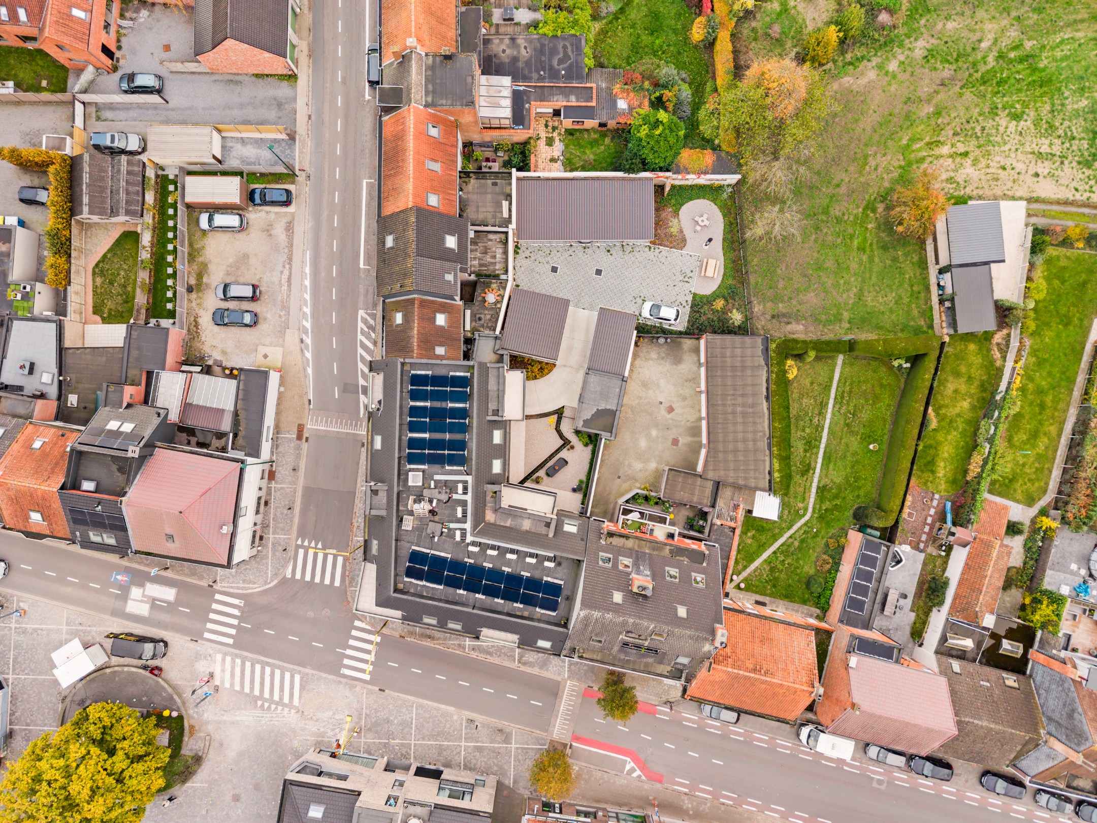 Commerciële ruimte op toplocatie in Oosteeklo - foto 2