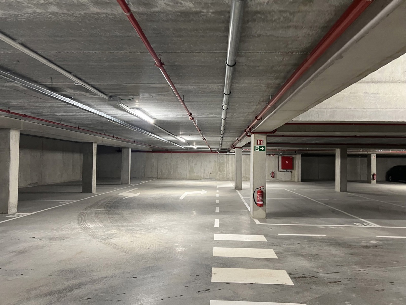 Garage à louer à Anvers - photo 1