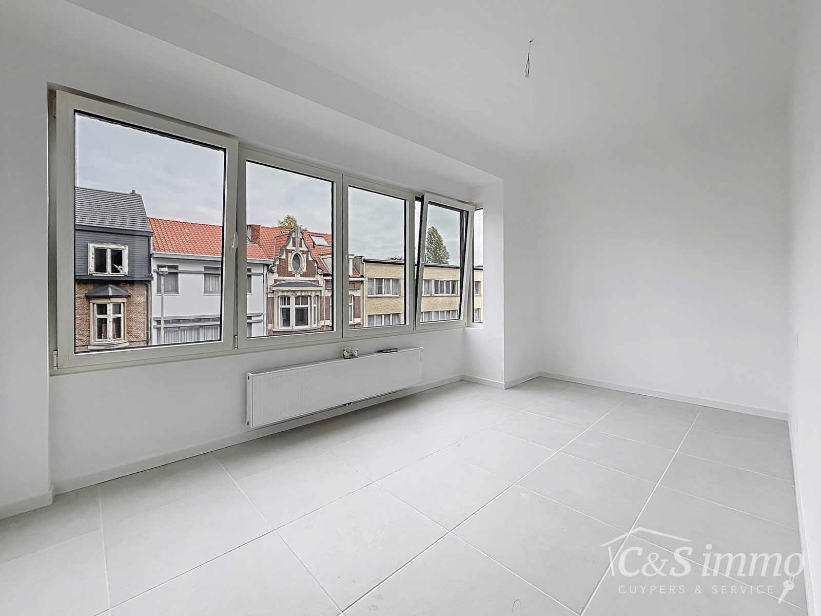 Volledig vernieuwd appartement in de Pulhofwijk met zonne-terras - foto 2