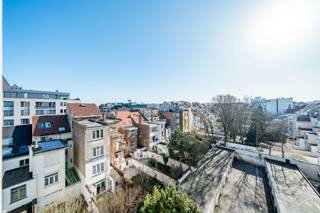 ✨ À VENDRE – Magnifique appartement ensoleillé de 146m² + terrasse + chambre de bonne.👉 Découvrez ce superbe appartement situé au 5ᵉ étage d’un...